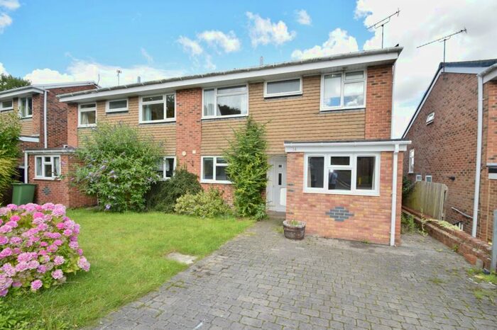 6 Bedroom Semi-Detached House To Rent In Fulflood, SO22