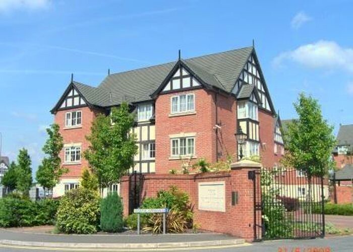 2 Bedroom Flat To Rent In Marine Approach, Northwich, CW8