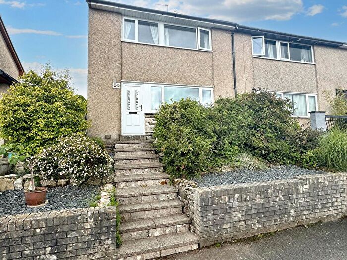 3 Bedroom End Of Terrace House For Sale In Bleaswood Road, Oxenholme, LA9