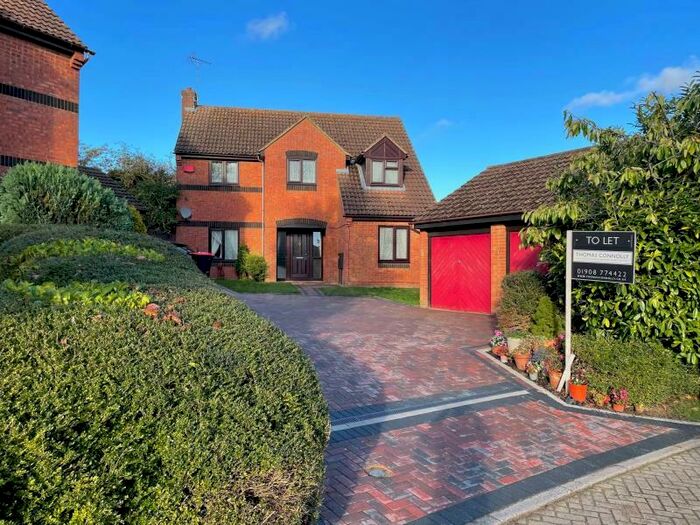 4 Bedroom Detached House To Rent In Cartmel Close, Racecourses Estate, Far Bletchley, MK3