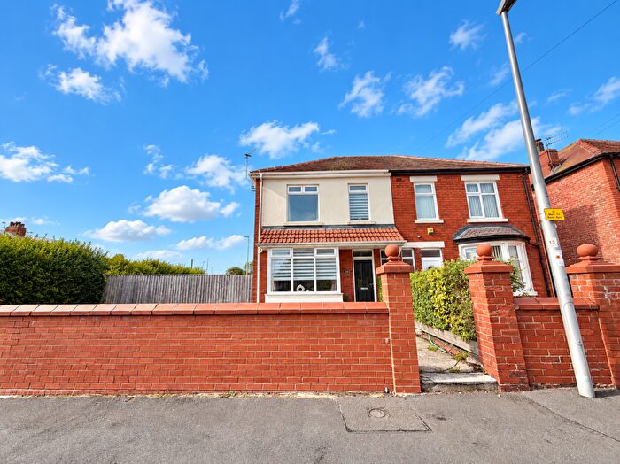 3 Bedroom Semi Detached House For Sale In Greenwood Avenue, Blackpool, FY1