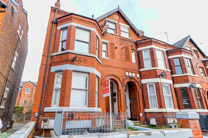 2 Bedroom Apartment To Rent In Central Road, West Didsbury, Manchester, M20