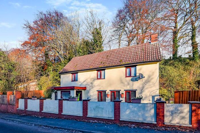 2 Bedroom Cottage For Sale In Malmpit Hill, Codford, BA12