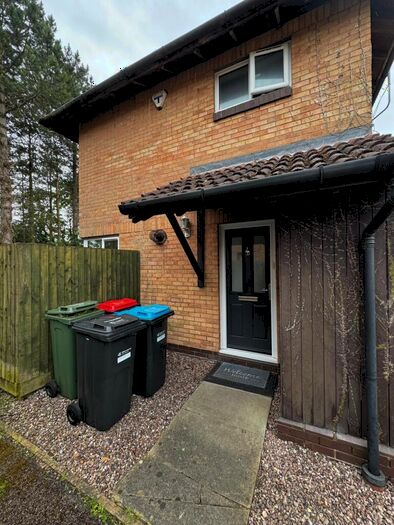 3 Bedroom Detached House To Rent In Breamore Court, Great Holm, Milton Keynes, MK8