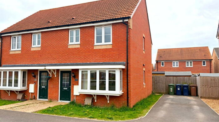 3 Bedroom Semi-Detached House For Sale In Cornflower Close, Whittlesey, Peterborough, PE7