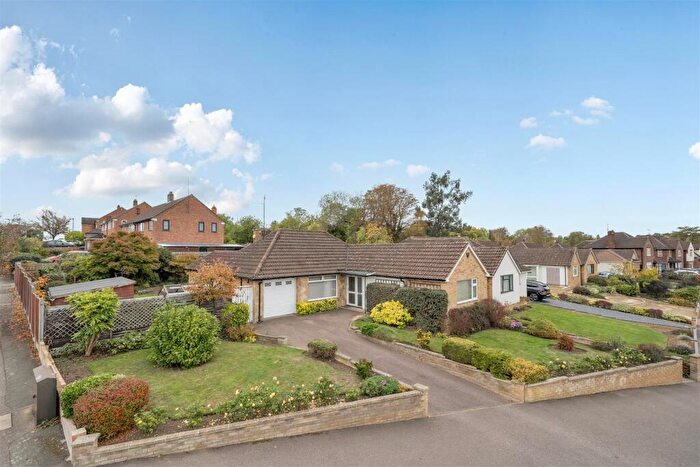 2 Bedroom Detached Bungalow For Sale In Rowallan Drive, Bedford, MK41