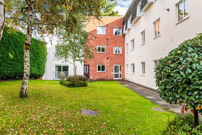 2 Bedroom Apartment To Rent In Kenilworth Road, Leamington Spa, CV32