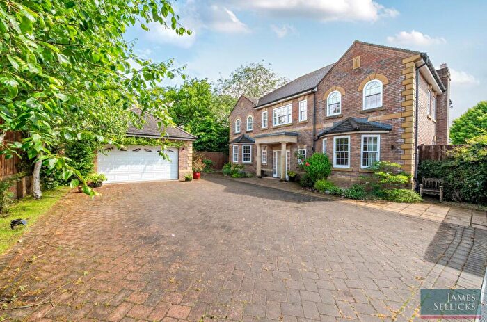 5 Bedroom Detached House For Sale In Birchwood House, Kibworth, Leicestershire, LE8