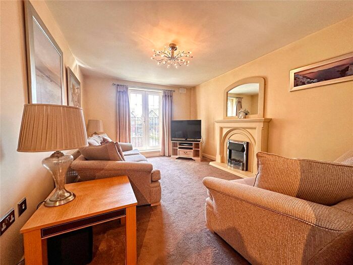 2 Bedroom Flat For Sale In Canberra Way, Balderstone, Rochdale, Greater Manchester, OL11