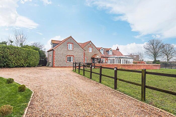 4 Bedroom Detached House For Sale In Superb Brick And Flint Home In Trimingham, NR11