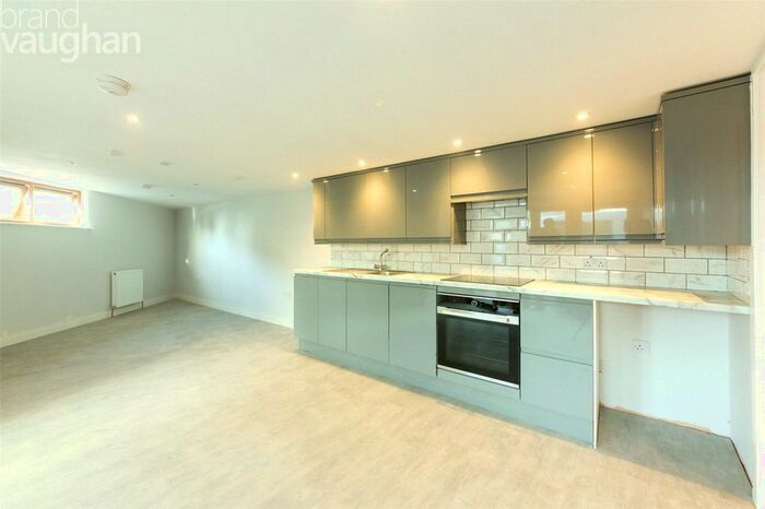 1 Bedroom Bungalow To Rent In Vere Road, Brighton, East Sussex, BN1