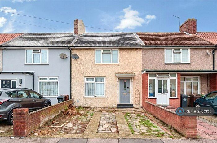 3 Bedroom Terraced House To Rent In Turnage Road, London, RM8