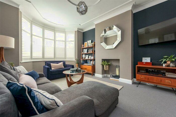 4 Bedroom Terraced House To Rent In Doyle Gardens, London, NW10