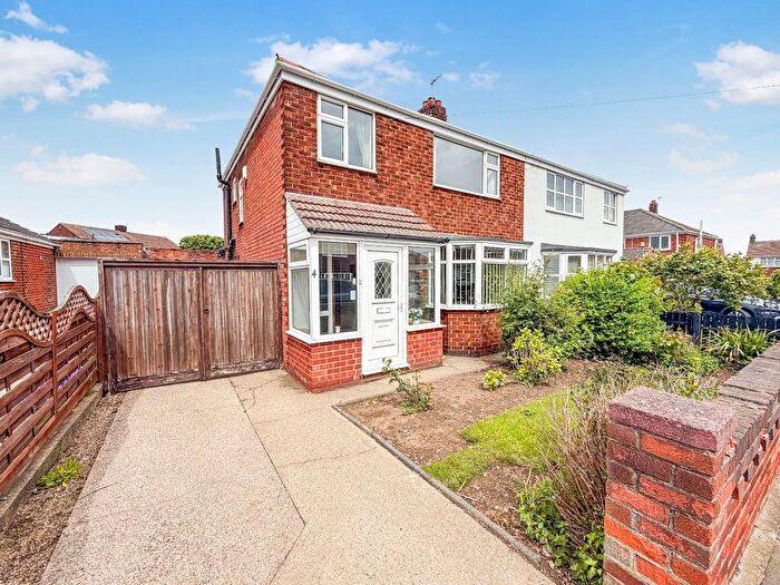 3 Bedroom Semi-Detached House For Sale In Tynebrooke Avenue, Brooke Estate, Hartlepool, TS25