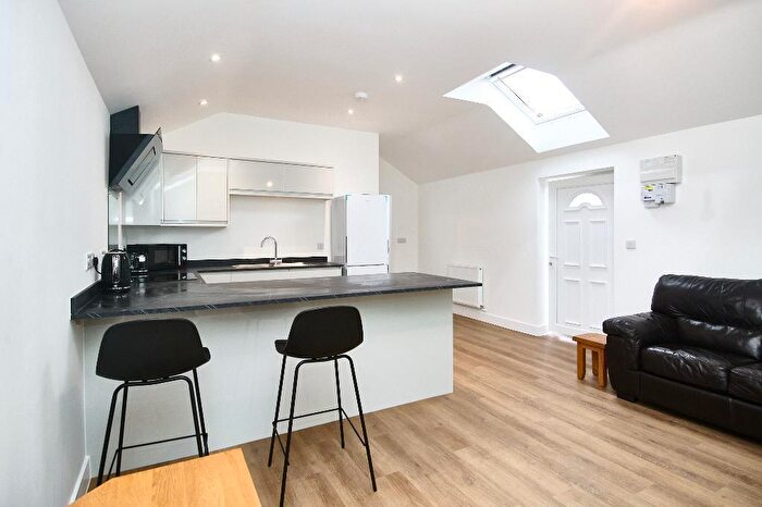 1 Bedroom Bungalow To Rent In Siston Hill, Siston, Bristol, BS30