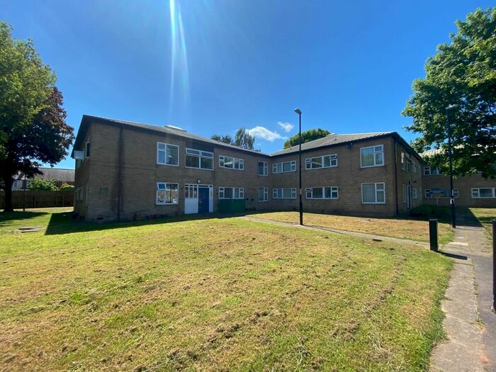 1 Bedroom Flat To Rent In Lyndale Road, Coventry, West Midlands, CV5