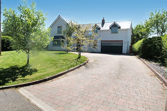 4 Bedroom Detached House For Sale In Chorlton Lane, Cuddington, SY14