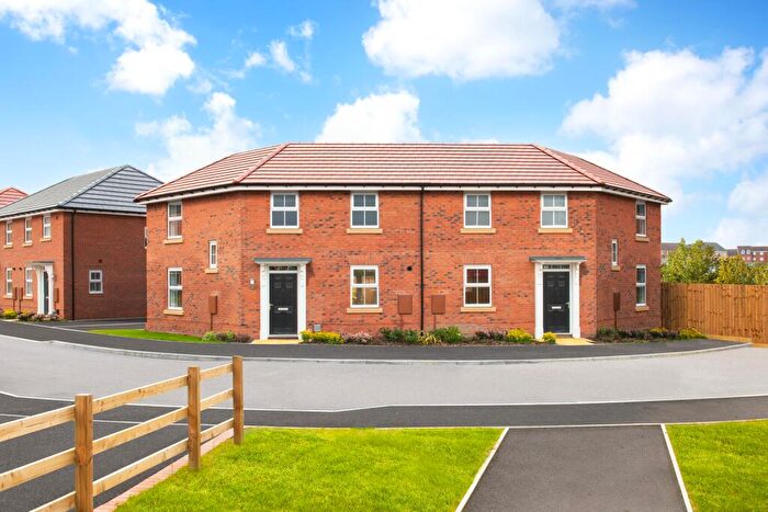 3 Bedroom Semi-Detached House For Sale In Avro Road, Fernwood, Newark, Nottingham, NG24