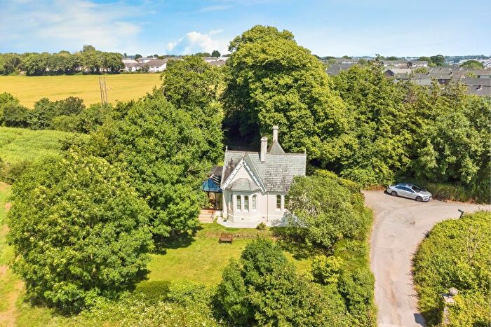 3 Bedroom Bungalow For Sale In Tamerton Foliot, Plymouth, Devon, PL5