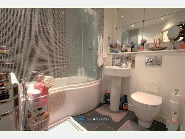 1 Bedroom Flat To Rent In Alpha House, Northampton, NN1