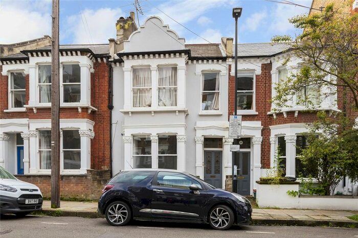 1 Bedroom Terraced House To Rent In Witherington Road, London, N5