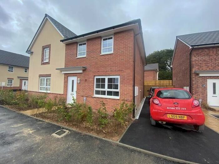 3 Bedroom Semi-Detached House To Rent In Long Meadow, Chapel Gate, PL15