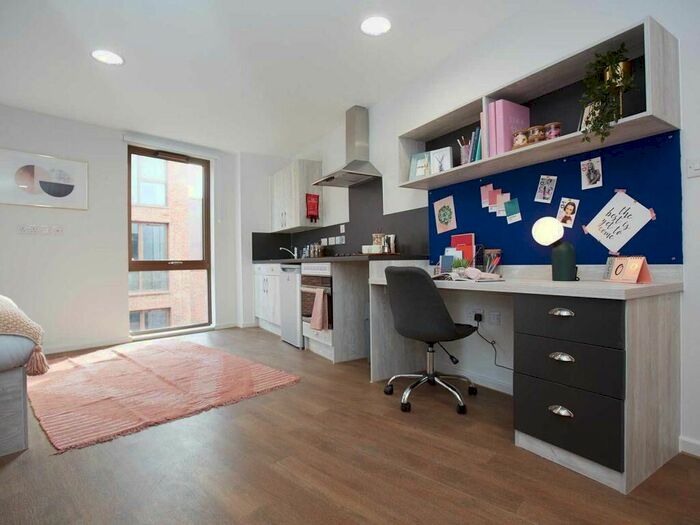 1 Bedroom Flat To Rent In Liverpool Rd, Chester, CH2