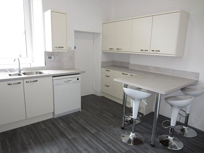 3 Bedroom Flat To Rent In King Street, Aberdeen, AB24