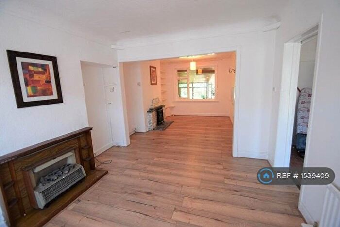 3 Bedroom Semi-Detached House To Rent In Cranbury Road, Eastleigh, SO50