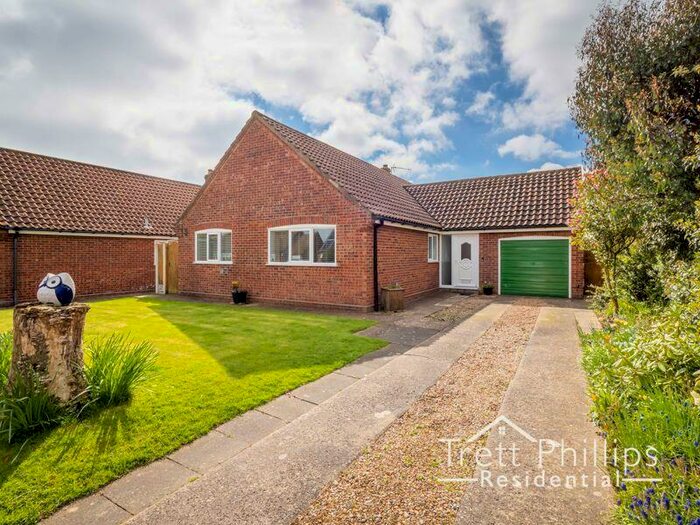 3 Bedroom Bungalow For Sale In Mallard Way, Hickling, NR12