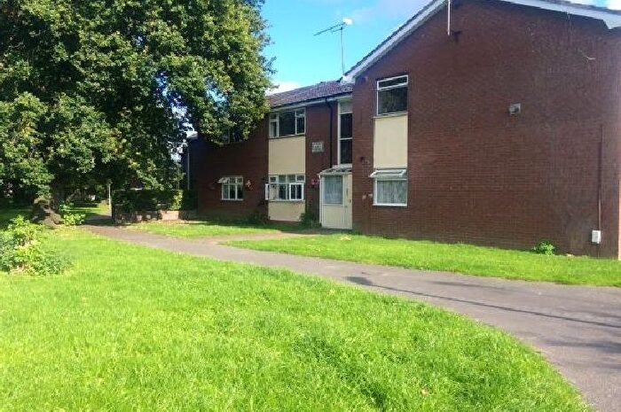 3 Bedroom Flat To Rent In Gowy Court, Ellesmere Port, CH66