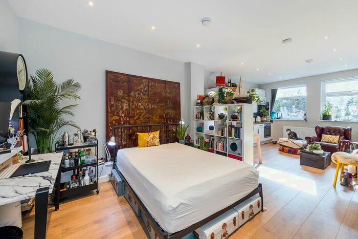 Studio To Rent In Fitzjohn's Avenue, Hampstead, NW3