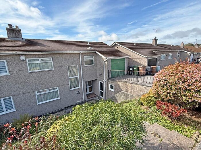 3 Bedroom Semi Detached House For Sale In Bearsdown Road, Eggbuckland, Plymouth, PL6