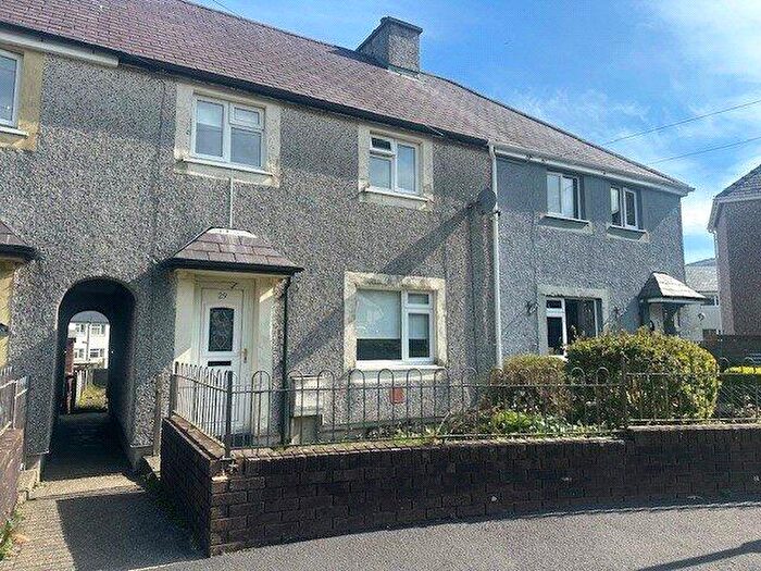 3 Bedroom Terraced House For Sale In Dol Elidir, Llanberis, Caernarfon, LL55