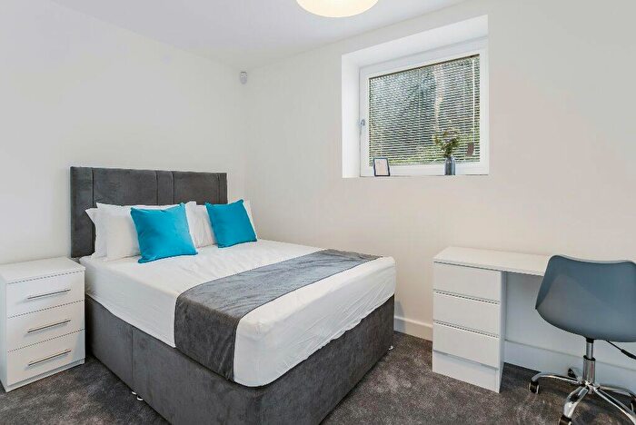 2 Bedroom Flat To Rent In All Saints Street, Nottingham, Nottinghamshire, NG7