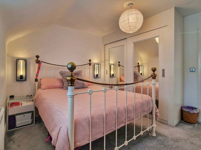 1 Bedroom Apartment For Sale In Cherry Mews, Maulden, Bedfordshire, MK45