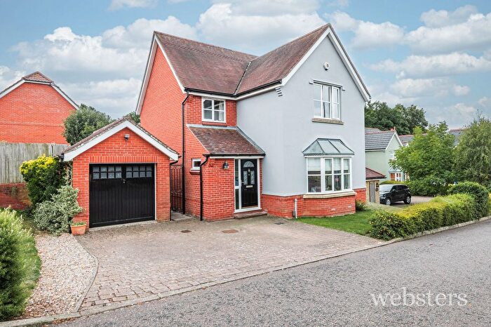 4 Bedroom Detached House For Sale In Stan Petersen Close, Norwich, NR1