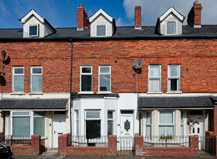 3 Bedroom Terrace House For Sale In Woodcot Avenue, Belfast, BT5