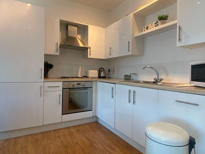 1 Bedroom Flat To Rent In Market Street, Llanelli, SA15