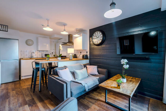 4 Bedroom Property To Rent In Flat, Shoe & Boot Factory, Leicester, LE2