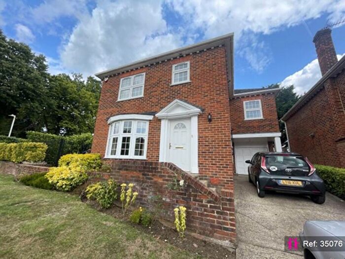4 Bedroom Detached House To Rent In Greenheys Close, HA6