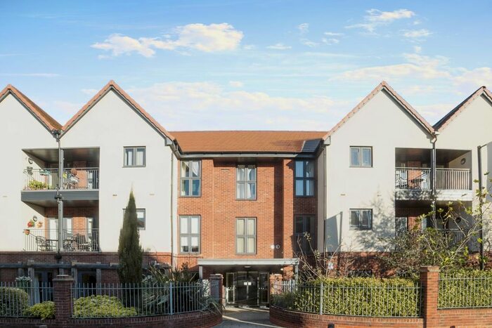 1 Bedroom Flat To Rent In Northwick Park Road, Harrow-On-The-Hill, Harrow, HA1