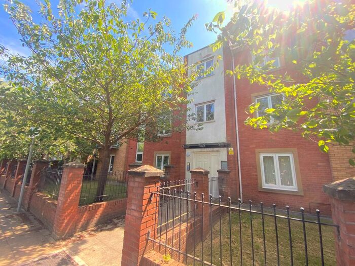 2 Bedroom Apartment To Rent In Jackson Crescent, Manchester, M15