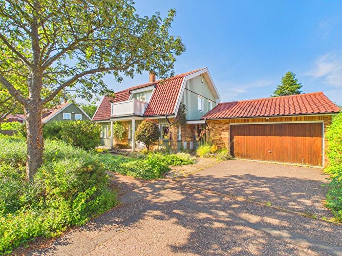 4 Bedroom Detached House For Sale In Svenskaby, Orton Wistow, Peterborough, PE2