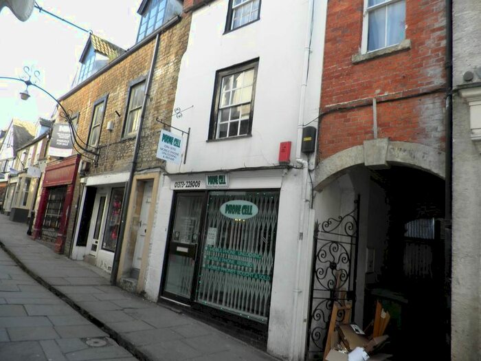 2 Bedroom Flat To Rent In Cheap Street, Frome, Somerset, BA11