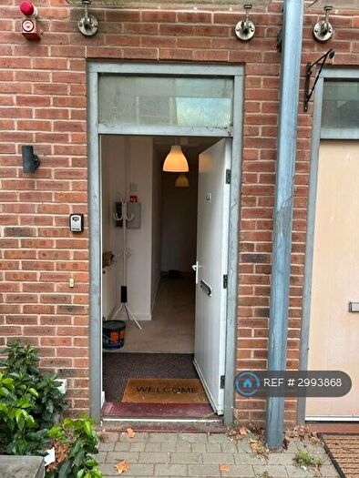 4 Bedroom Terraced House To Rent In Columbia Place, Milton Keynes, MK9