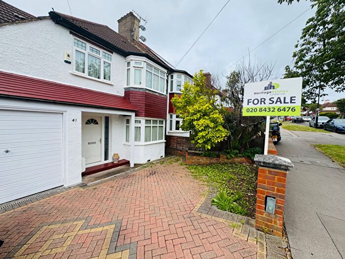 4 Bedroom Semi Detached House For Sale In Norbury Hill, London, SW16