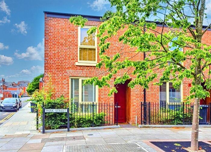 2 Bedroom House To Rent In Park Street, Castleward, Derby, DE1