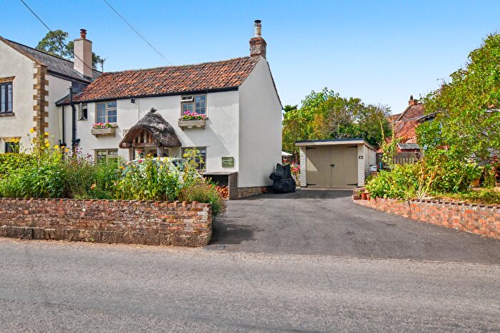 3 Bedroom Semi Detached House For Sale In Greenway, North Curry, Taunton, Somerset, TA3