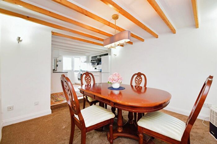 2 Bedroom Cottage For Sale In Sidmouth Cottages, Plymouth, PL4